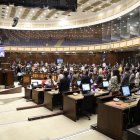 Con 116 votos a favor, el Pleno insta al primer mandatario que considere la necesidad "urgente" para el restablecimiento del servicio de asesoría jurídica