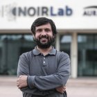 El astrónomo Guillermo Damke visita las oficinas de AURA Observatorio Chile, en la Región de Coquimbo (Chile)