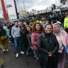Los fanáticos de El sol de México llegaron desde temprano a su cita.