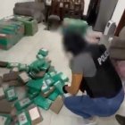 La Policía halló 17 armas de fuego, 6 vehículos, 1268 paquetes de cocaína y más.