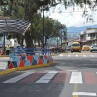 En el lugar se colocó señalización vial mediante urbanismo táctico a fin de pacificar el tráfico en la zona.