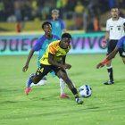 Deportivo Quito exigió a Barcelona en la Noche Amarilla.