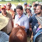 En un recorrido en Daule, el ministro de Agricultora Danilo Palacios, el pasado viernes.