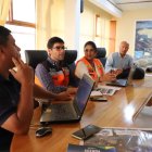 Acción. En las islas se determinan trabajos ante un posible tsunami.