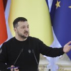 El presidente de Ucrania, Volodímir Zelenski, en una rueda de prensa este sábado 24 de febrero en Kiev.