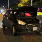 El vehículo en el que viajaban los sospechosos estaba reportado como robado