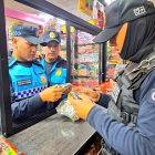 La Policía Nacional, Agencia Metropolitana de Control y la Comisaría de Policía participaron en el operativo.