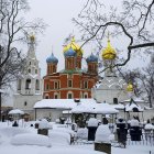 En la imagen, cementerio del Monasterio Donskói de Moscú.