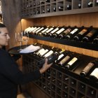 Bebida.- Varias de las marcas de vino que elabora la empresa ecuatoriana Bodega Dos Hemisferios.