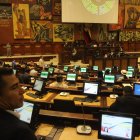 Pleno aprobó exhorto a Noboa para revisar costo de ingreso a Galápagos.