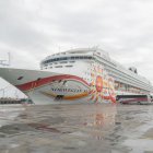 Turismo.- El crucero  Norwegian Sun en el puerto de Manta.