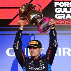 Max Verstappen inicia bien el objetivo de su cuarta corona mundial.