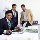 Javier Orti, dirigente del partido Avanza, en el trámite de inscripción para la campaña.