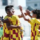 Elkin Perlaza (c) y Samuel Conforme (d) marcaron los goles del Papá.