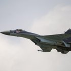 Un caza ruso intercepta un avión espía