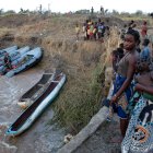 Familias enteras se han movilizado por el conflicto creciente.