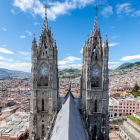 Quito es una de las ciudades donde rige el toque de queda.
