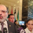 Henry Kronfle en declaraciones ante la prensa.