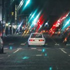 Madrugadas. Durante el toque de queda las calles nunca están vacías.
