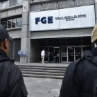 La fiscal del Guayas, Yeanine Villagómez, llegó a rendir su versión en Quito.