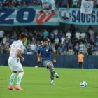 Ambos equipos buscan generar goles.