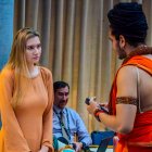 La imagen de la reunión de la ministra Sade Fritschi se publicó en redes sociales del autoproclamado líder de Kailasa.