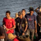 Imagen referencial de personas siendo expulsadas de esta mina.