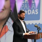 El presidente de Chile, Gabriel Boric, durante un acto conmemorativo por el Día Internacional de la Mujer el viernes 8 de marzo en La Pintana, Santiago.