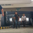 Tomas del parqueo del Puerto Santa Ana.