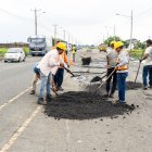 El bacheo se realizó en las zonas más afectadas en el tramo Babahoyo - Jujan