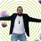 Jalál DuBois tiene 45 años.