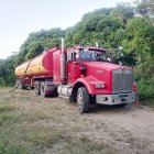 En el operativo se retuvo el tanquero y  una manguera con su respectivo acople.