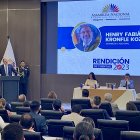 Kronfle realizó su rendición de cuentas en la Universidad de Especialidades Espíritu Santo (UEES).