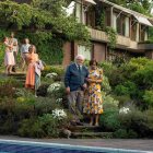 Sobresale la actuación de quienes interpretan a Nicky y Grete Winton, tanto en la juventud como en la edad adulta.