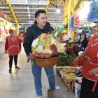 Los mercados municipales se han organizado para que los clientes se beneficien de combos completos para la Fanesca