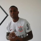 El lateral izquierdo Diego Palacios ya se encuentra recuperado y podrá jugar con Corinthians