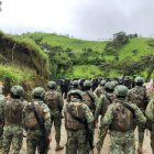 Las Fuerzas Armadas han desplegado operativos en zonas donde se practica minería ilegal.