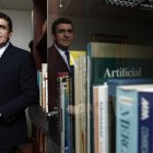 Es empresario, columnista de opinión y profesor universitario. Ha sido activista de la sociedad civil en causas comunitarias y es peregrino.