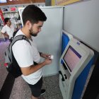 Tendencias. Cada vez, más jóvenes ecuatorianos deciden estudiar en el extranjero, según Migración.