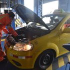 El transporte público y comercial debe realizar la revisión vehicular únicamente en Quito.