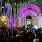 Actos religiosos como las procesiones que se llevaron a cabo congregaron a miles de personas en Cuenca.