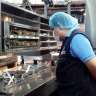 Operativo.- Uno de los controles que Arcsa realizó el fin de semana que incluyó patios de comida de centros comerciales.