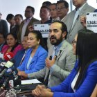 Patricio Maldonado, presidente de la AME, durante una rueda de prensa.