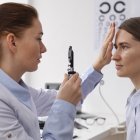 Conoce cuáles son las vitaminas que te ayudan a mejorar tu salud ocular