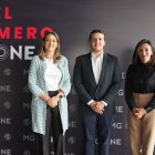 Caridad Serrano, Juan Felipe Pinto y Elizabeth Flores.