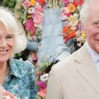 Los reyes Camila y Carlos.