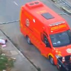 El suceso quedó registrado en cámaras de vigilancia