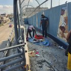 En el lugar se limpiaron las paredes y pisos, llenas de forma recurrente de basura, prendas de vestir y cartones.