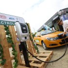 En Ecuador existen al menos 180 electrolineras. Esa sería la principal razón por el desencanto de los autos eleéctricos.