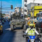 Los habitantes de La Libertad se muestran sorprendidos de ver ahora tanques militares y operativos, los mismos que en el estado de excepción pasaron desapercibidos.